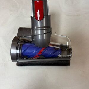 Dyson Vacuum Head v15 detect, v10, v11 and more! See photos.